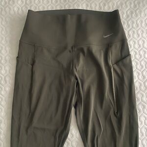 Nike Olive Dri-FIT Leggings in Dark Green